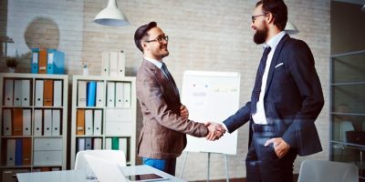 How to Create a Strong First Impression as a Leader