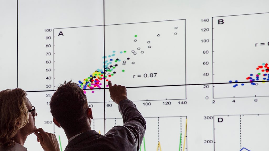 How to Develop a Data-Savvy HR Department